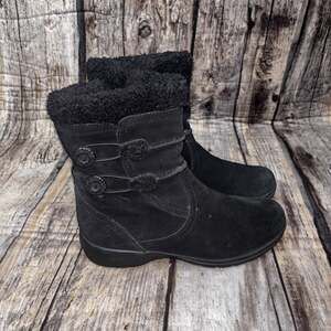 Clarks Womens Size 7 M Black Suede Ankle Boots Faux Fur Trim Side Zip 62570